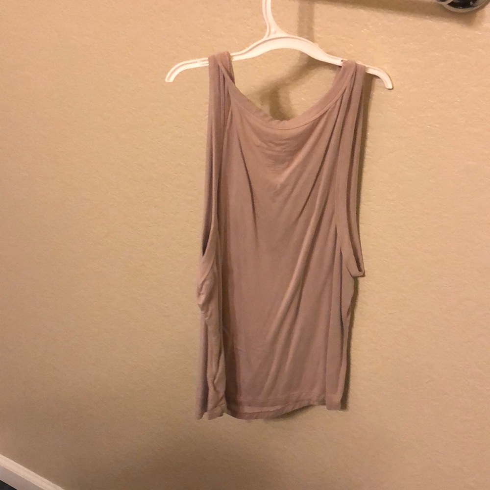 Top - Picture 2 of 2